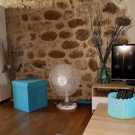 Holiday home Luna Meuble *** Climatise A Village
