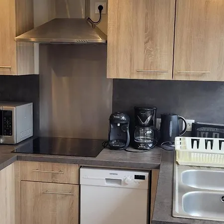 Luna Meuble *** Climatise A Village Holiday home