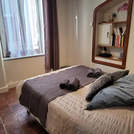 Holiday home Luna Meuble *** Climatise A Village *